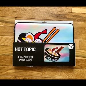 NWT Cat Ramen Laptop Case